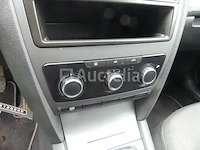 Skoda octavia combi stationwagon (2011-97.803 km) - afbeelding 3 van  36