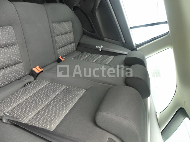 Skoda octavia combi stationwagon (2011-97.803 km) - afbeelding 6 van  36