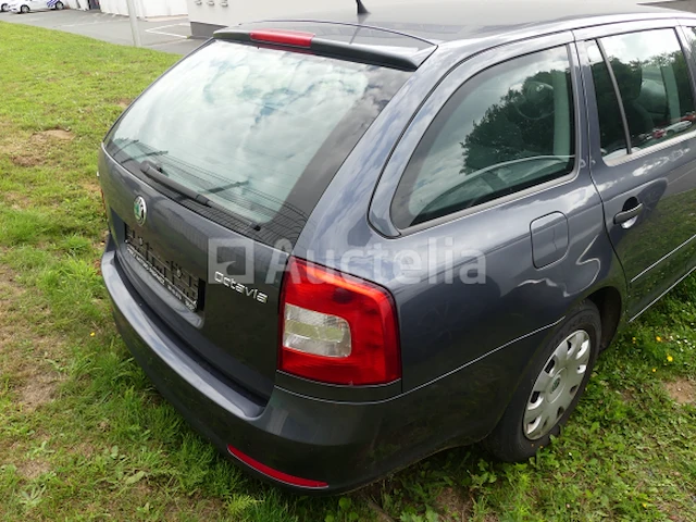 Skoda octavia combi stationwagon (2011-97.803 km) - afbeelding 12 van  36