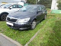 Skoda octavia combi stationwagon (2011-97.803 km) - afbeelding 34 van  36