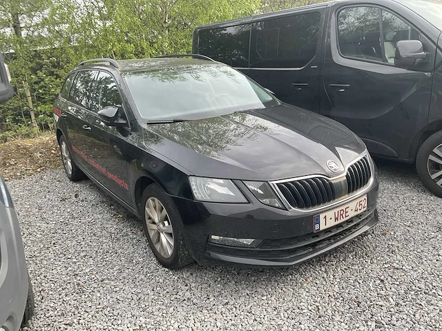 Skoda octavia personenauto - afbeelding 2 van  9