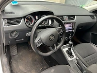 Skoda octavia stationwagen turismo - afbeelding 15 van  20