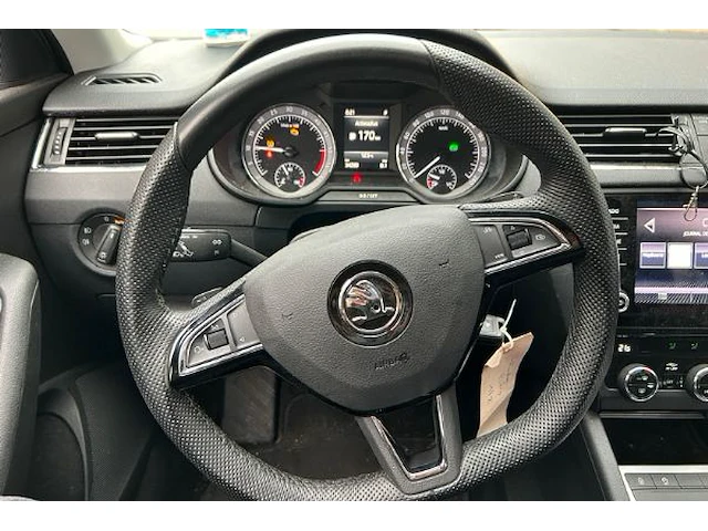 Skoda octavia stationwagen turismo - afbeelding 16 van  20