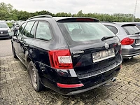 Skoda octavia sw 1.6 cr tdi ambition 110, 2015 - afbeelding 33 van  37