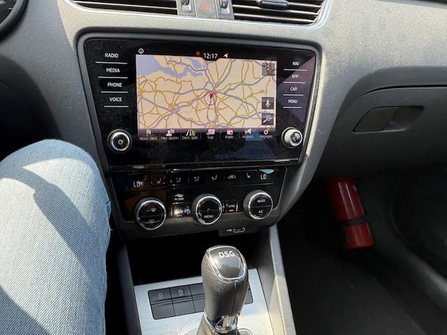 Skoda octavia sw 1.6 cr tdi ambition dsg (eu6.2) 115 at, 2019 - afbeelding 10 van  26