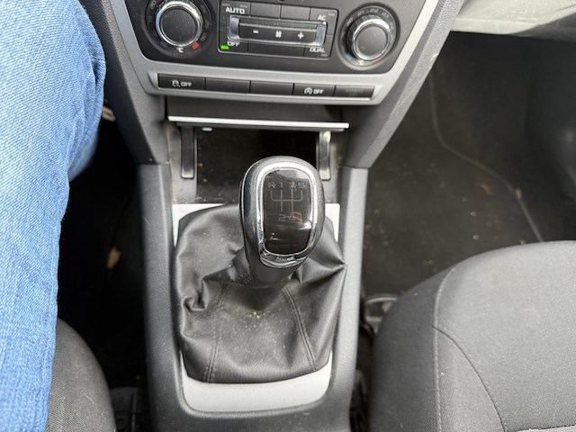 Skoda octavia sw 1.6 cr tdi gtec allure dpf,2012 - afbeelding 6 van  28