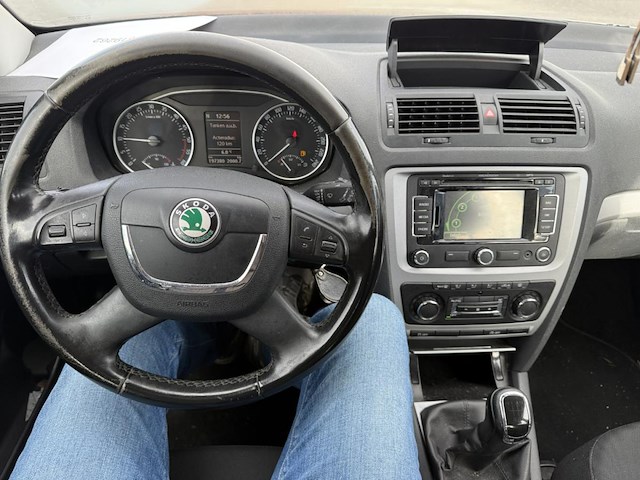 Skoda octavia sw 1.6 cr tdi gtec allure dpf,2012 - afbeelding 28 van  28