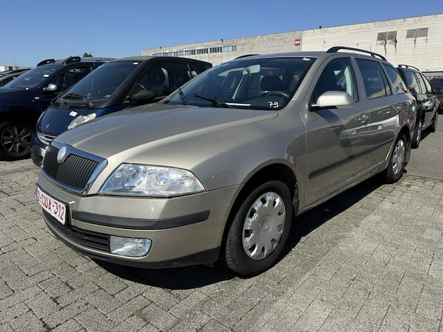 Skoda octavia sw 1.6i ambiente 102, 2006 - afbeelding 1 van  33