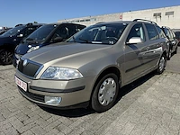 Skoda octavia sw 1.6i ambiente 102, 2006 - afbeelding 1 van  33