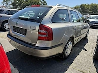 Skoda octavia sw 1.6i ambiente 102, 2006 - afbeelding 4 van  33