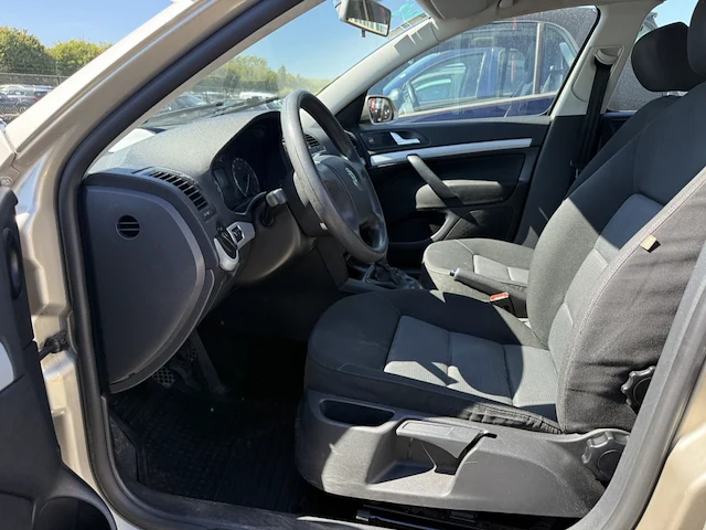 Skoda octavia sw 1.6i ambiente 102, 2006 - afbeelding 7 van  33