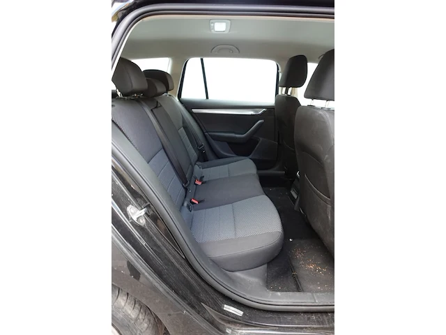 Skoda octavia - afbeelding 3 van  19