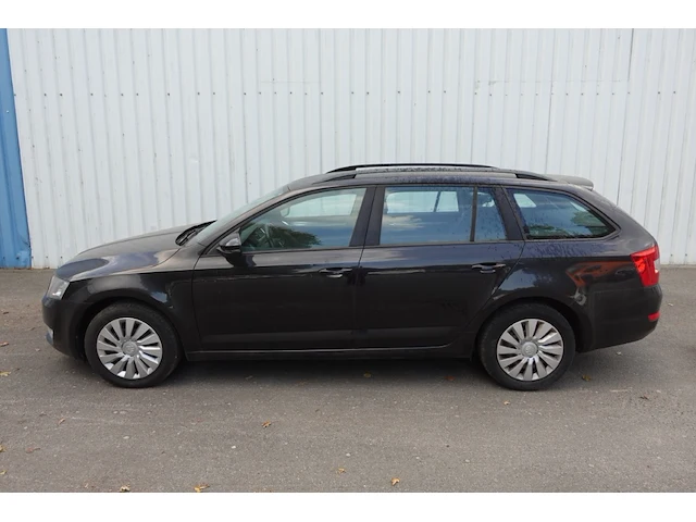 Skoda octavia - afbeelding 1 van  19