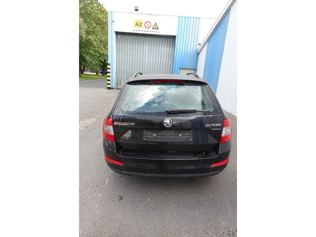 Skoda octavia - afbeelding 13 van  19