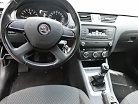 Skoda octavia - afbeelding 16 van  19