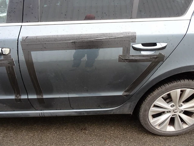 Skoda superb - afbeelding 14 van  23
