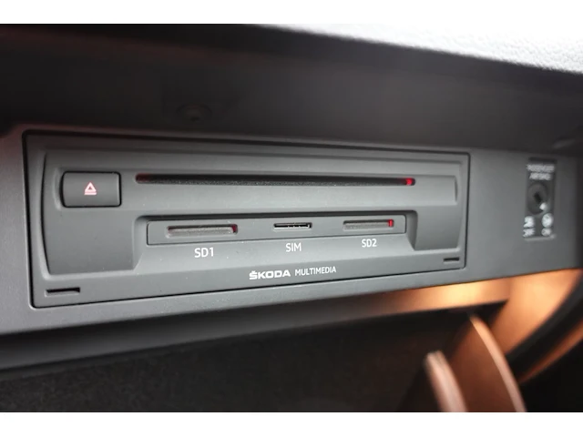 Skoda superb - afbeelding 16 van  24