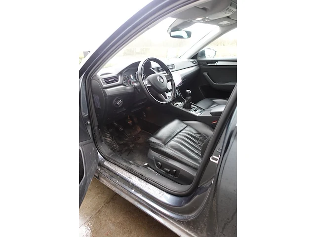 Skoda superb - afbeelding 20 van  24