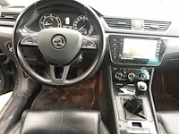 Skoda superb - afbeelding 22 van  24