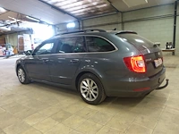 Skoda superb - afbeelding 18 van  28