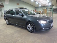 Skoda superb - afbeelding 19 van  28