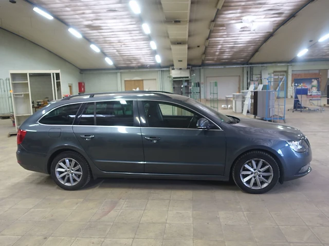 Skoda superb - afbeelding 22 van  28