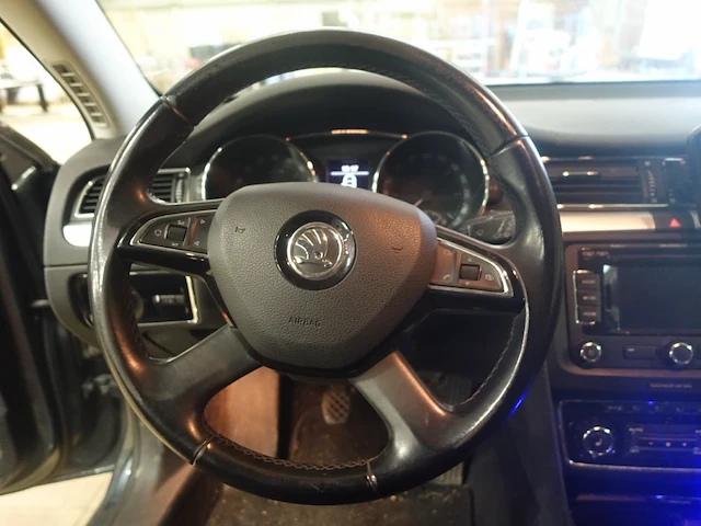 Skoda superb - afbeelding 27 van  28