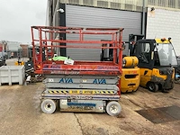 Skyjack hoogwerker - afbeelding 1 van  8