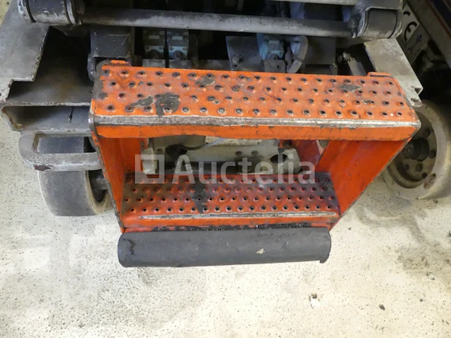 Skyjack iii 3015 elektrische schaarlift - afbeelding 10 van  11