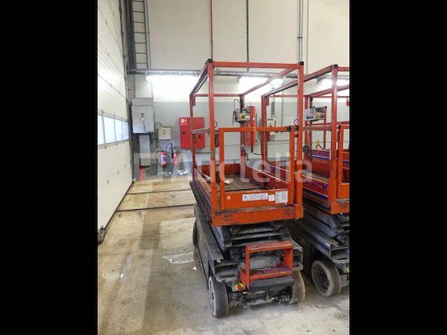 Skyjack iii 3015 elektrische schaarlift - afbeelding 1 van  11