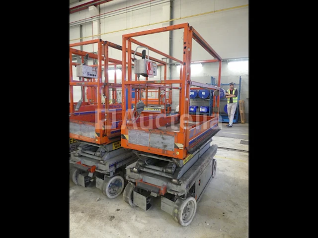 Skyjack iii 3015 elektrische schaarlift - afbeelding 5 van  11