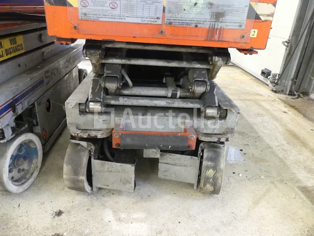 Skyjack iii 3015 elektrische schaarlift - afbeelding 6 van  11