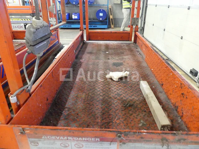 Skyjack iii 3015 elektrische schaarlift - afbeelding 7 van  11