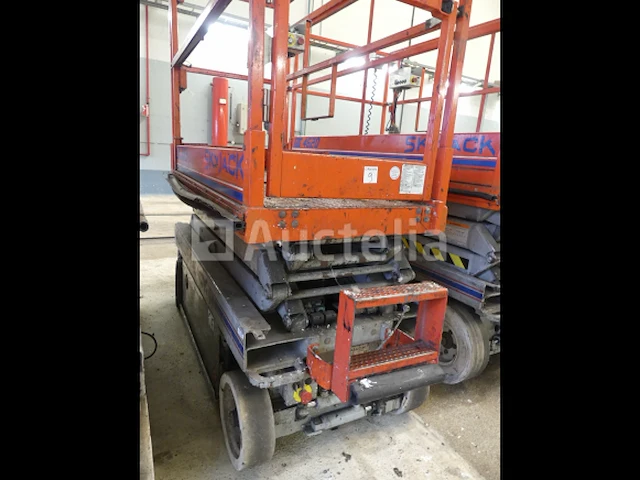 Skyjack iii 3015 elektrische schaarlift - afbeelding 2 van  9