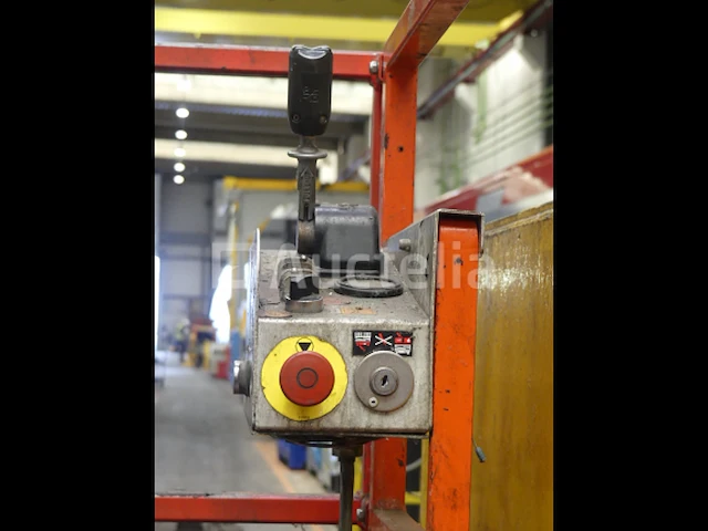 Skyjack sjiii 3015 elektrische schaarhoogwerker - afbeelding 4 van  8