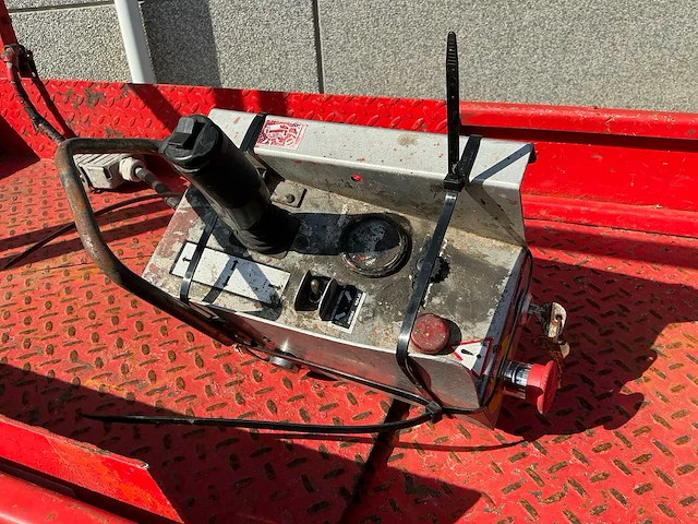 Skyjack sliii-3219 hoogwerker - afbeelding 11 van  12