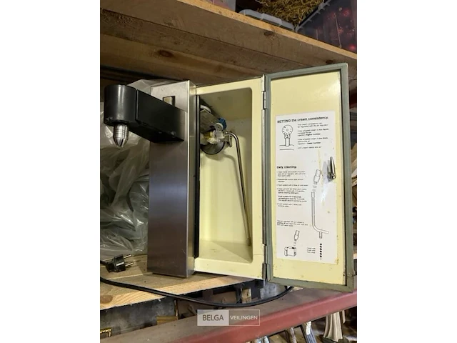 Slagroommachine - afbeelding 2 van  2