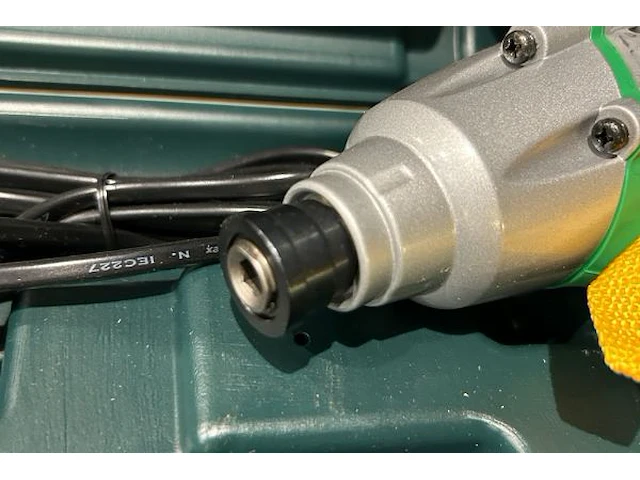 Slagschroefmachine hitachi - afbeelding 2 van  6