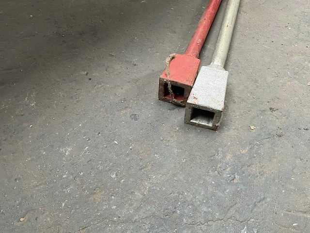 Sleutel voor treinrail bouten (2x) - afbeelding 3 van  3