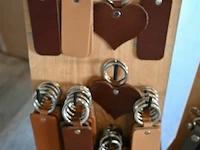 Sleutelhangers met presentatie display - afbeelding 2 van  4