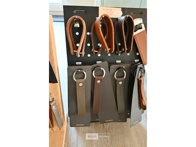 Sleutelhangers met presentatie display - afbeelding 4 van  4