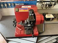 Sleutelkopieermachine cea multi-type - afbeelding 1 van  3
