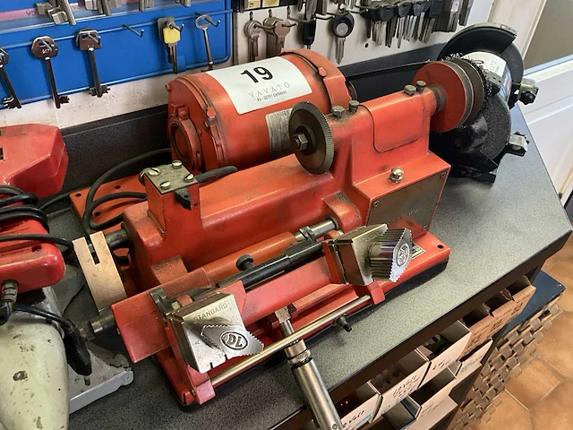 Sleutelkopieermachine dominion lock 132am - afbeelding 2 van  4