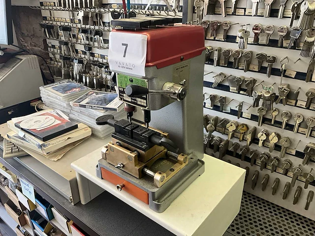 Sleutelkopieermachine nn type 306-a - afbeelding 2 van  5