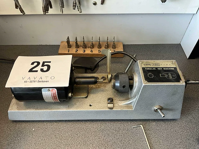Sleutelkopieermachine tubular 103 - afbeelding 1 van  4