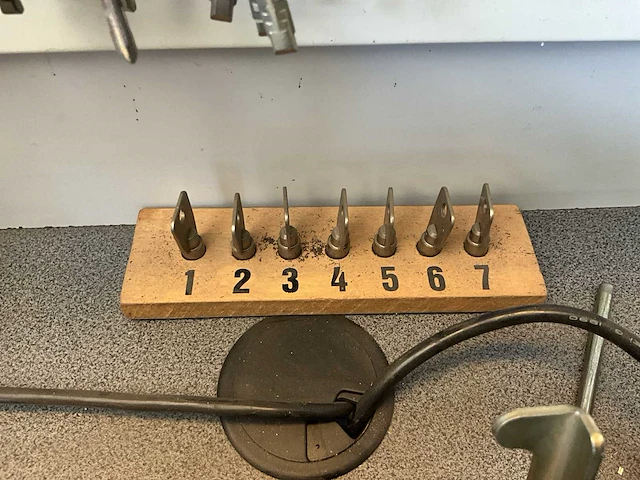 Sleutelkopieermachine tubular 103 - afbeelding 4 van  4