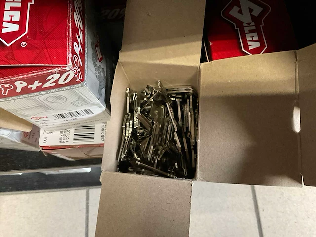 Sleutelvoorraad en accessoires - afbeelding 7 van  15