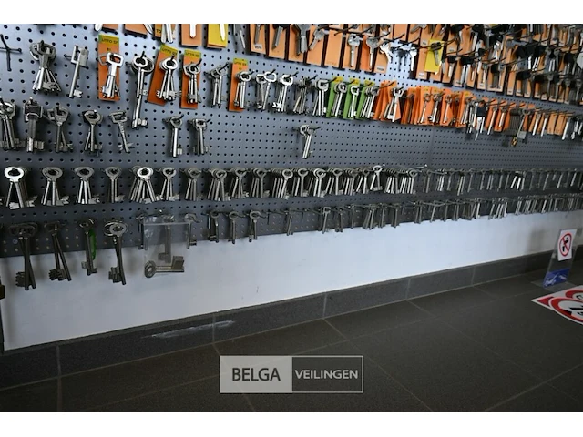 Sleutelwand met perfoplaat - afbeelding 3 van  7