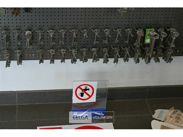 Sleutelwand met perfoplaat - afbeelding 4 van  7