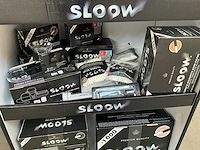 Sloow display gevuld met diverse filters etc. voor sigaretten - afbeelding 5 van  9